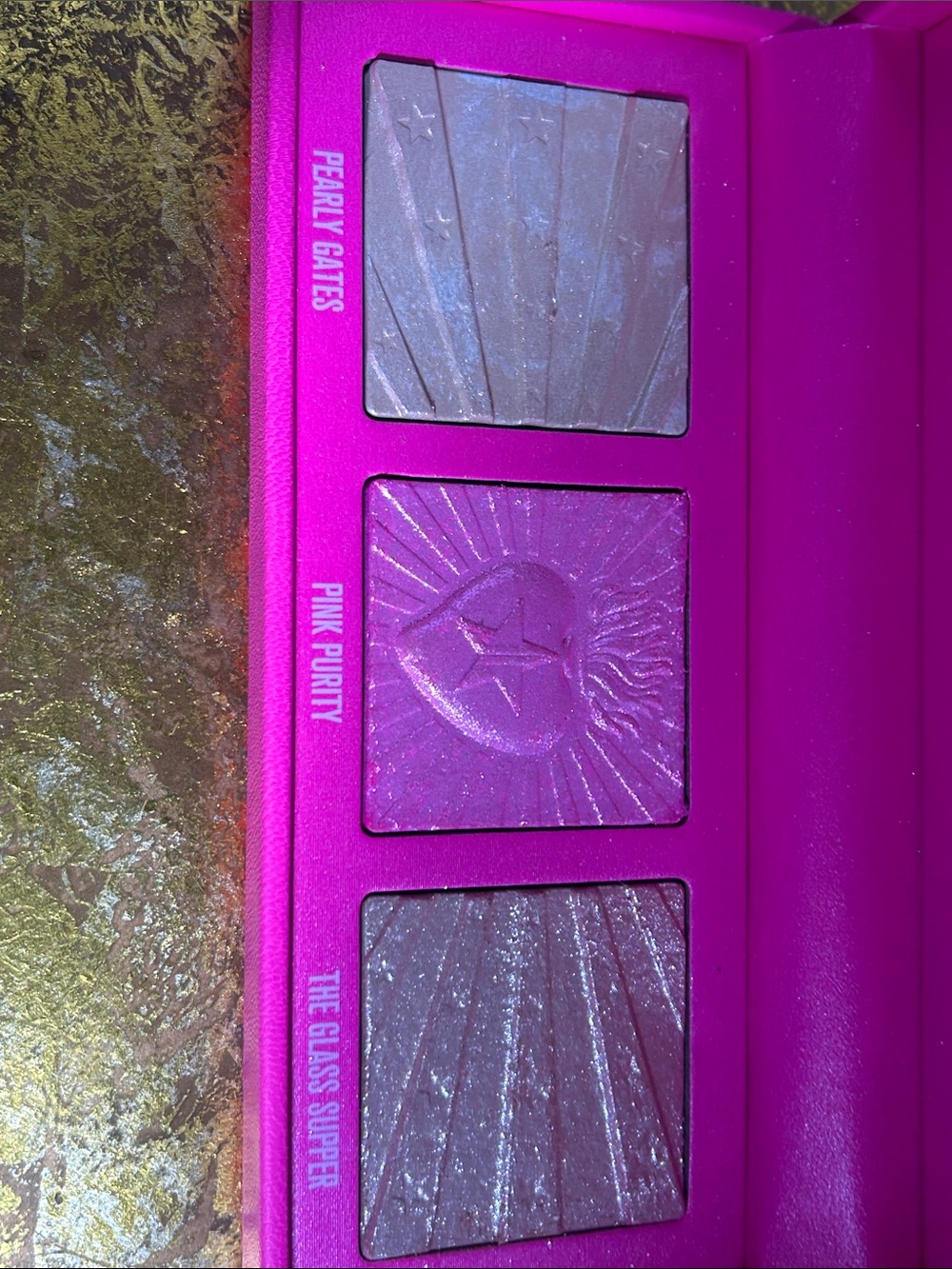 Jeffree Star Sacred Glass Highlighter Palette - Hot Pink & Gold - Picture 4 of 4